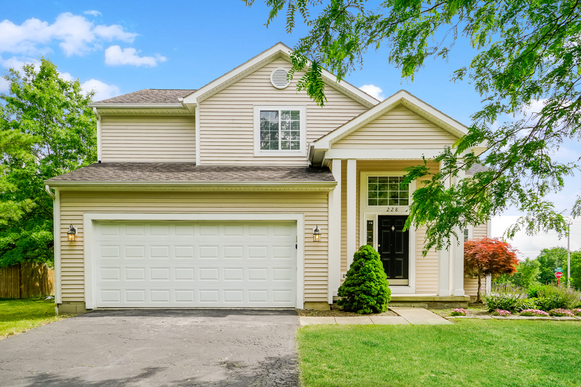 228 Stonemast Loop Pataskala, OH 43062